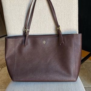 •Tory Burch Chocolate Buckle Tote Large•